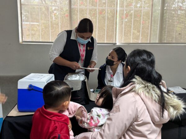 DIF TECATE E IMSS BIENESTAR FORTALECEN LA PREVENCIÓN CON JORNADA DE VACUNACIÓN