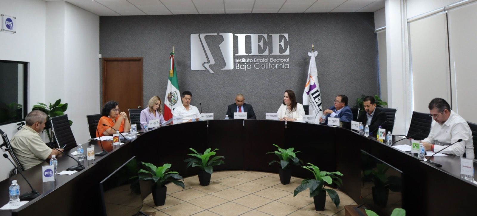 APRUEBA CONSEJO GENERAL DEL IEEBC ESTUDIO EN TORNO A LA FIGURA DE LA DIPUTACIÓN MIGRANTE