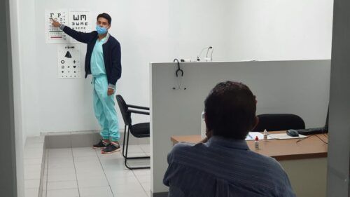CONTINÚAN TRABAJOS DE DETECCIÓN DE CANDIDATOS A SER BENEFICIADOS CON CIRUGÍAS DE CATARATAS GRATIS