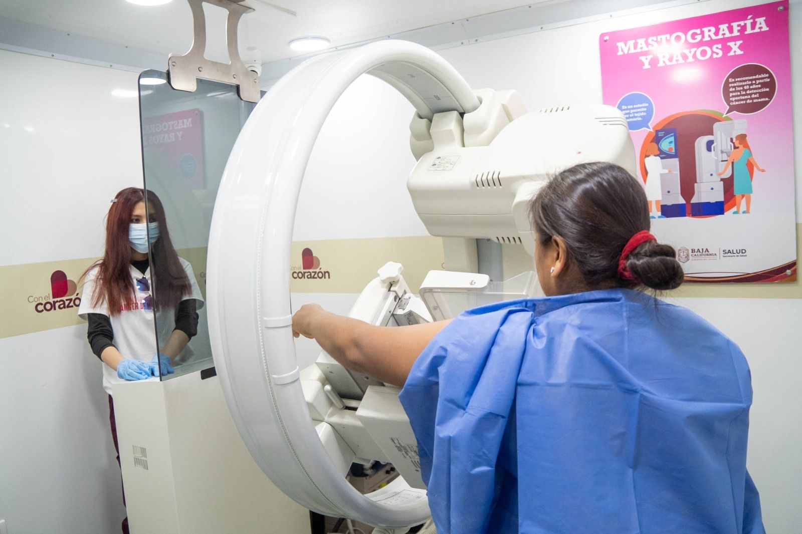 INVITAN A MUJERES A REALIZARSE EXPLORACIÓN MAMARIA