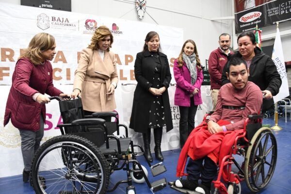 TRABAJA EL SISTEMA DIF BAJA CALIFORNIA DE LA MANO CON LA BENEFICENCIA PÚBLICA EN APOYO A LAS Y LOS BAJACALIFORNIANOS