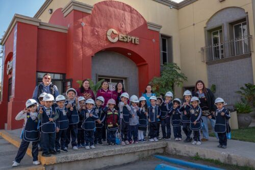 CESPTE FORMA GUARDIANES DEL AGUA EN SU INICIATIVA INFANTIL “UN DÍA EN EL TRABAJO CON MI MAMÁ”