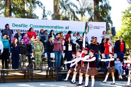 GOBIERNO DE TECATE REALIZA TRADICIONAL DESFILE DEL 20 DE NOVIEMBRE