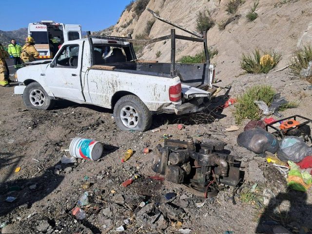 UN MUERTO Y DOS LESIONADOS DEJA VOLCADURA EN LA AUTOPISTA MEXICALI – TECATE