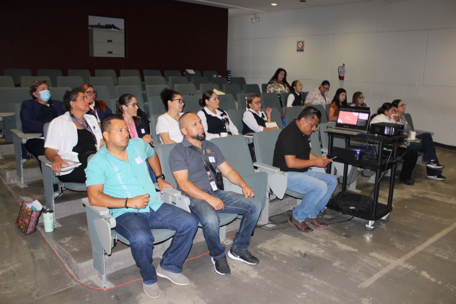 CAPACITAN AL PERSONAL DE UNIDADES DE SALUD EN EL PROGRAMA “SANAMENTE”