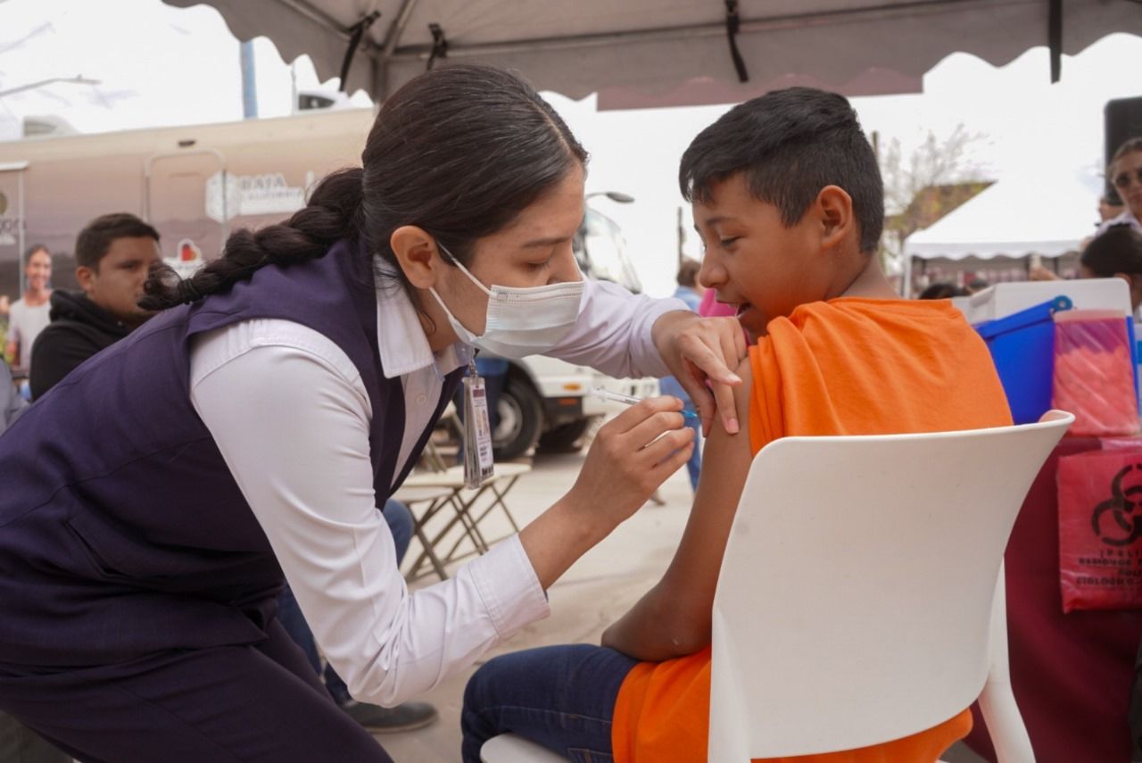 INVITAN A COMPLETAR ESQUEMAS DE VACUNACIÓN EN NIÑAS Y NIÑOS DE TIJUANA