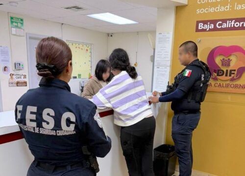 ESCUADRÓN VIOLETA RESGUARDA A ADOLESCENTE EN SITUACIÓN DE RIESGO EN TIJUANA