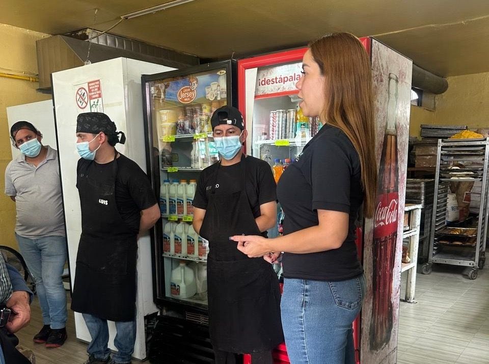 PARA EVITAR RIESGOS SANITARIOS SE OFRECEN CAPACITACIONES A PANADERÍAS