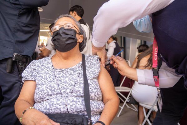 EXHORTA HMIM A LA APLICACIÓN DE VACUNA CONTRA LA INFLUENZA A MUJERES MAYORES DE 65 AÑOS
