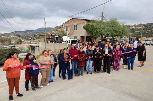 CUMPLE ALCALDE ROMÁN COTA COMPROMISO HISTÓRICO CON LA COLONIA COLOSIO