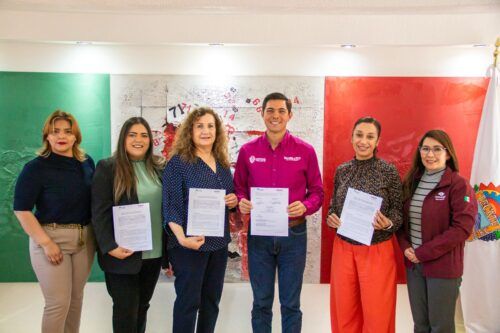 GOBIERNO DE TECATE Y CONALEP FIRMAN CONVENIO PARA FOMENTAR ADOPCIONES RESPONSABLES