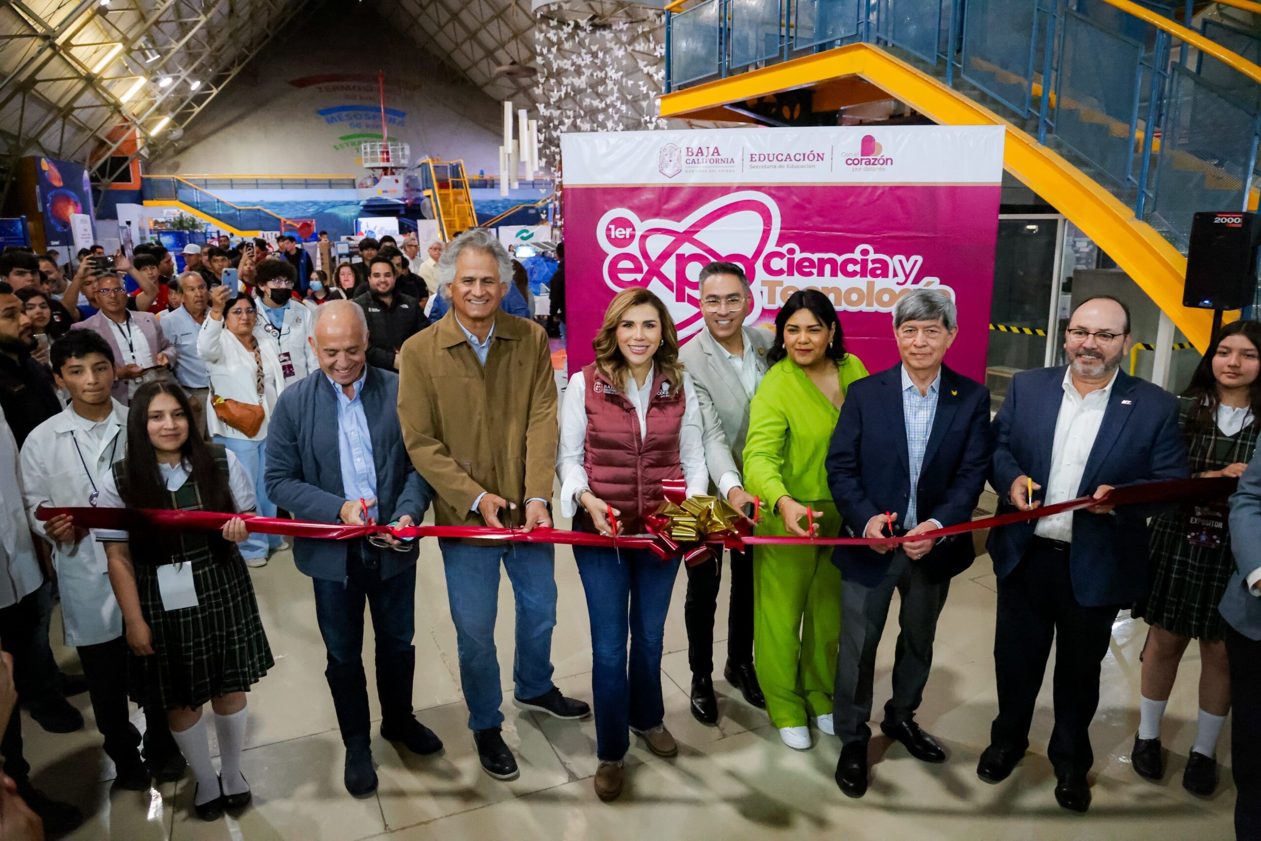 IMPULSA GOBERNADORA MARINA DEL PILAR INTERÉS DE LAS JUVENTUDES POR LA CIENCIA Y LA TECNOLOGÍA EN BAJA CALIFORNIA