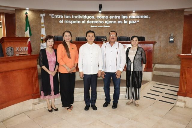 DIALOGAN EMBAJADOR DE CHINA EN MÉXICO Y PRESIDENTE DEL CONGRESO DEL ESTADO