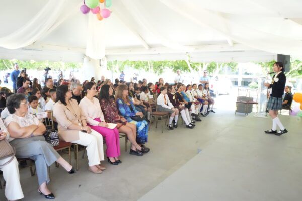 PARTICIPA PRESIDENTA DEL CONGRESO EN EVENTO DE LA NIÑA Y NIÑO FUNCIONARIA Y FUNCIONARIO 2026