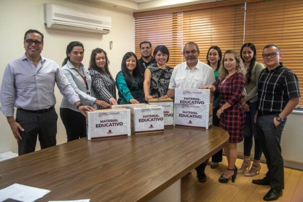 ENTREGA SECRETARÍA DE EDUCACIÓN MATERIAL DIDÁCTICO A CERESOS DEL ESTADO