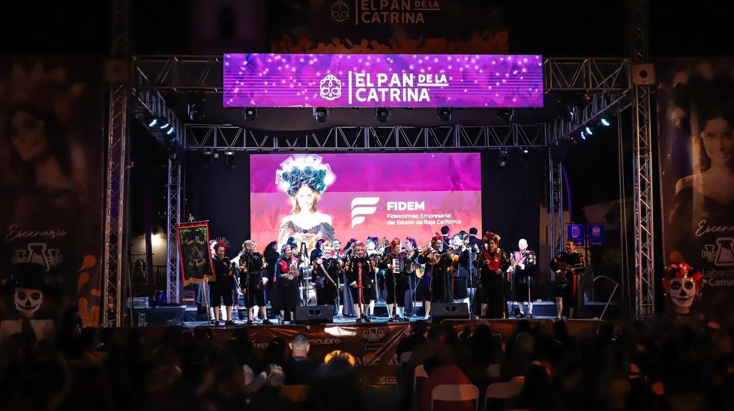 TECATE SE CELEBRA CON ORGULLO SUS TRADICIONALES EN EL TERCER DÍA DE EL PAN DE LA CATRINA
