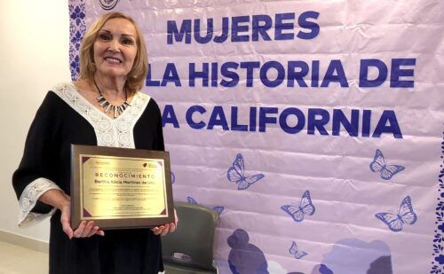 RECONOCE CONGRESO A BERTHA ALICIA MARTÍNEZ DE URO POR MÁS DE MEDIO SIGLO DE COMPROMISO SOCIAL