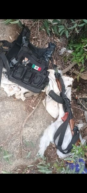 LOCALIZAN ARMA LARGA Y EQUIPO TÁCTICO EN EL MIRADOR EN TECATE