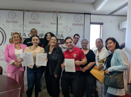 DIP. TERE RUIZ ATIENDE PLANTEAMIENTOS DE JUBILADOS Y PENSIONADOS EN SESIÓN DE JOCUPO