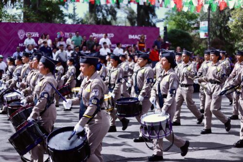 ORGULLO, IDENTIDAD Y UNIDAD EN DESFILE CÍVICO POR EL 215 ANIVERSARIO DE LA INDEPENDENCIA DE MÉXICO