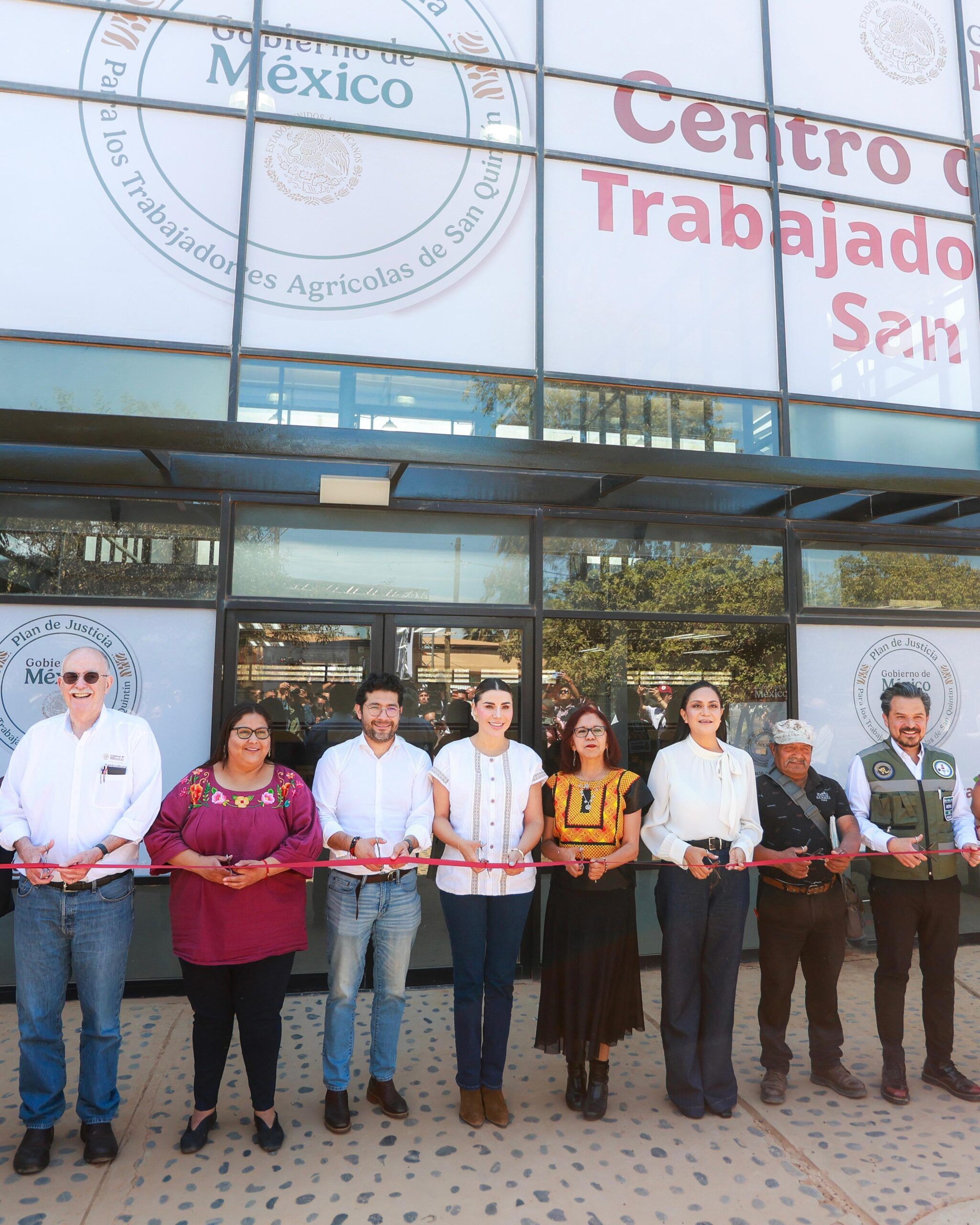 INAUGURAN CENTRO DE ATENCIÓN INTEGRAL PARA TRABAJADORES AGRÍCOLAS DE SAN QUINTÍN GOBIERNO DE PRESIDENTA CLAUDIA SHEINBAUM Y GOBERNADORA MARINA DEL PILAR