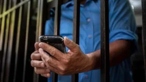 BÚSCAN TIPIFICAR COMO DELITO LA POSESIÓN E INGRESO DE CELULARES EN PRISIONES