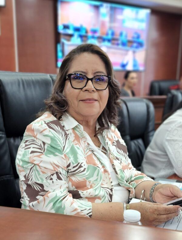 PRESENTA GLORIA MIRAMONTES REFORMA A LEY DEL PERIODICO OFICIAL PARA QUE REALICEN EJEMPLAR EN SISTEMA BRAILLE