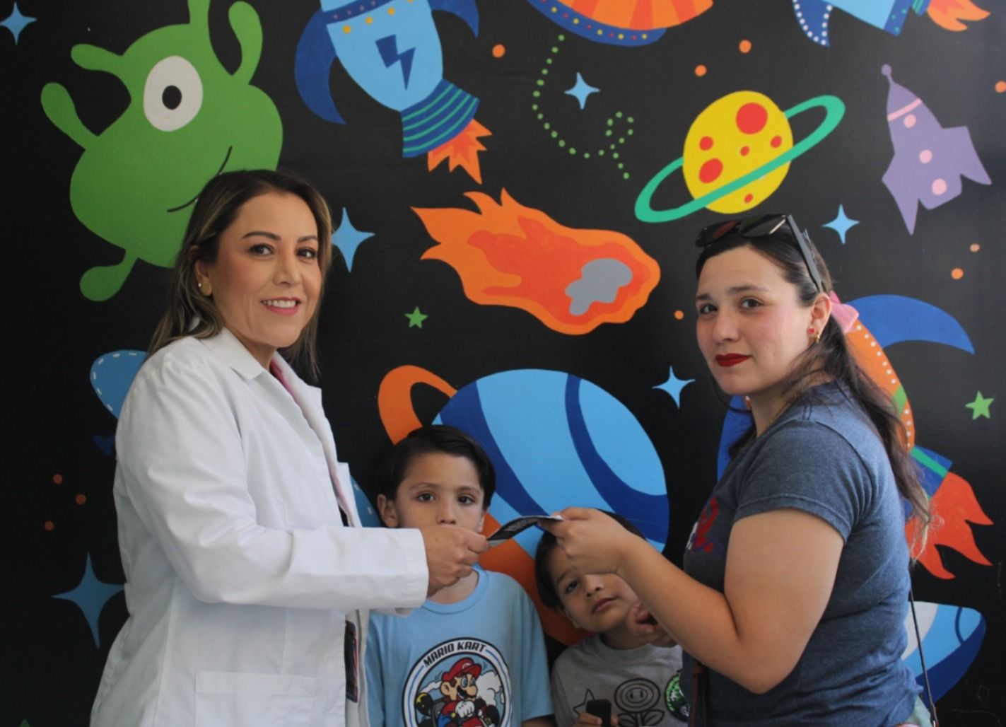IMPULSAN LA CRIANZA POSITIVA COMO BASE DEL BIENESTAR EMOCIONAL INFANTIL