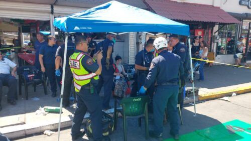 ATIENDEN A CUATRO MENORES POR DESHIDRATACIÓN Y GOLPE DE CALOR, POSTERIOR AL DESFILE CÍVICO