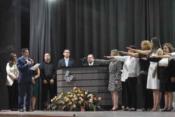 TOMA PROTESTA SECRETARIO CATALINO ZAVALA A COMITÉ DE BARRA DE ABOGADAS “MARÍA SANDOVAL DE ZARCO”