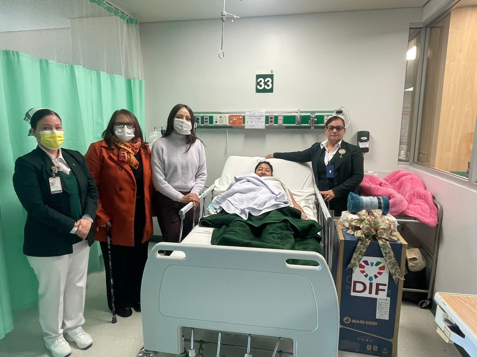 PRIMERA DAMA DE TECATE DA LA BIENVENIDA A LA PRIMERA BEBÉ NACIDA EN EL 2025