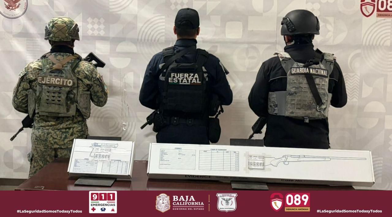 ELEMENTOS DE GRUPO “PROTEO 4-25” LOCALIZAN ARMAS EN VEHÍCULO ABANDONADO