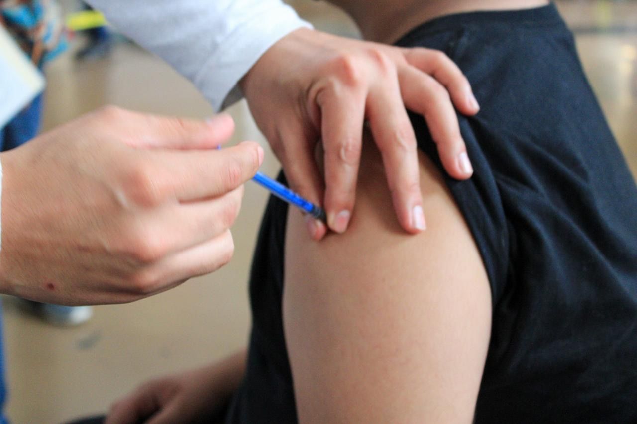 AMPLIAN POBLACIÓN OBJETIVO PARA APLICAR VACUNA CONTRA EL VIRUS DEL PAPILOMA HUMANO