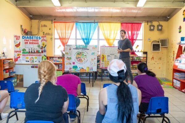 LLAMA SECRETARÍA DE SALUD A PREVENIR LA OBESIDAD CON ALIMENTACIÓN BALANCEADA Y ACTIVACIÓN FÍSICA