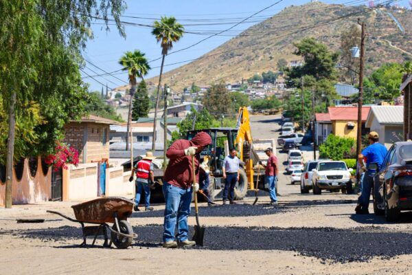 PREDIAL QUE SÍ SE VE: GOBIERNO DE TECATE LLEVARÁ BACHEO A COLONIAS CUMPLIDAS EN ABRIL