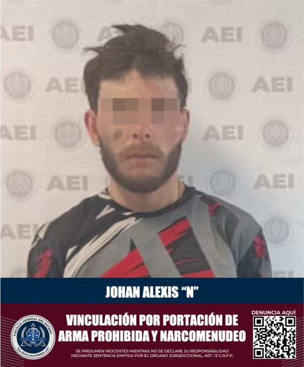POR PORTACIÓN DE ARMA PROHIBIDA Y NARCOMENUDEO, INDIVIDUO ES VINCULADO A PROCESO