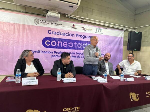 SE GRADÚAN MÁS DE 100 ALUMNAS DE CECYTE BC DEL PROGRAMA DE CAPACITACIÓN DE TECNOLOGIAS DE INFORMACIÓN DE GOOGLE: SEI