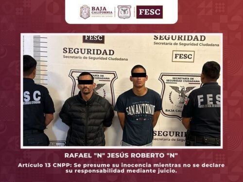 EN TECATE, ASEGURAN GALONES DE GASOLINA ILÍCITA Y RECUPERA VEHÍCULO ROBADO