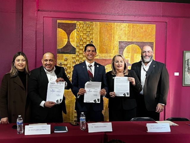 FIRMA CONVENIO GOBIERNO DE TECATE Y COPRETEC