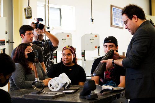 ALCALDE DARÍO BENÍTEZ COMPARTE PLÁTICA CON ESTUDIANTES DE UABC
