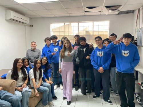 IMJUVET FORTALECE EL ACERCAMIENTO CON JUVENTUDES DE CENYCA UNIVERSIDAD