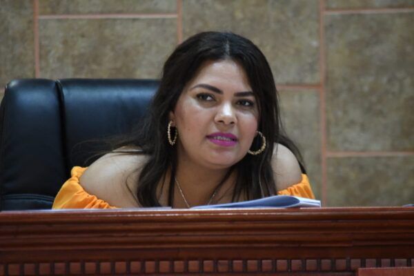 PROPONE QUE SE IMPLEMENTEN PROGRAMAS PARA CONCIENTIZAR A TRABAJADORES SOBRE PREVENCIÓN DEL CÁNCER