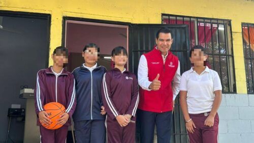 BETO VALLE INICIA SEMANA CÍVICA EN LA PRIMARIA FRANCISCO FERREIRO