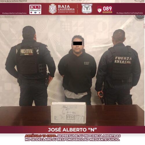 DETIENE FUERZA ESTATAL A HOMBRE ARMADO EN TIJUANA; TENÍA UN MANDATO JUDICIAL ACTIVO EN SU CONTRA