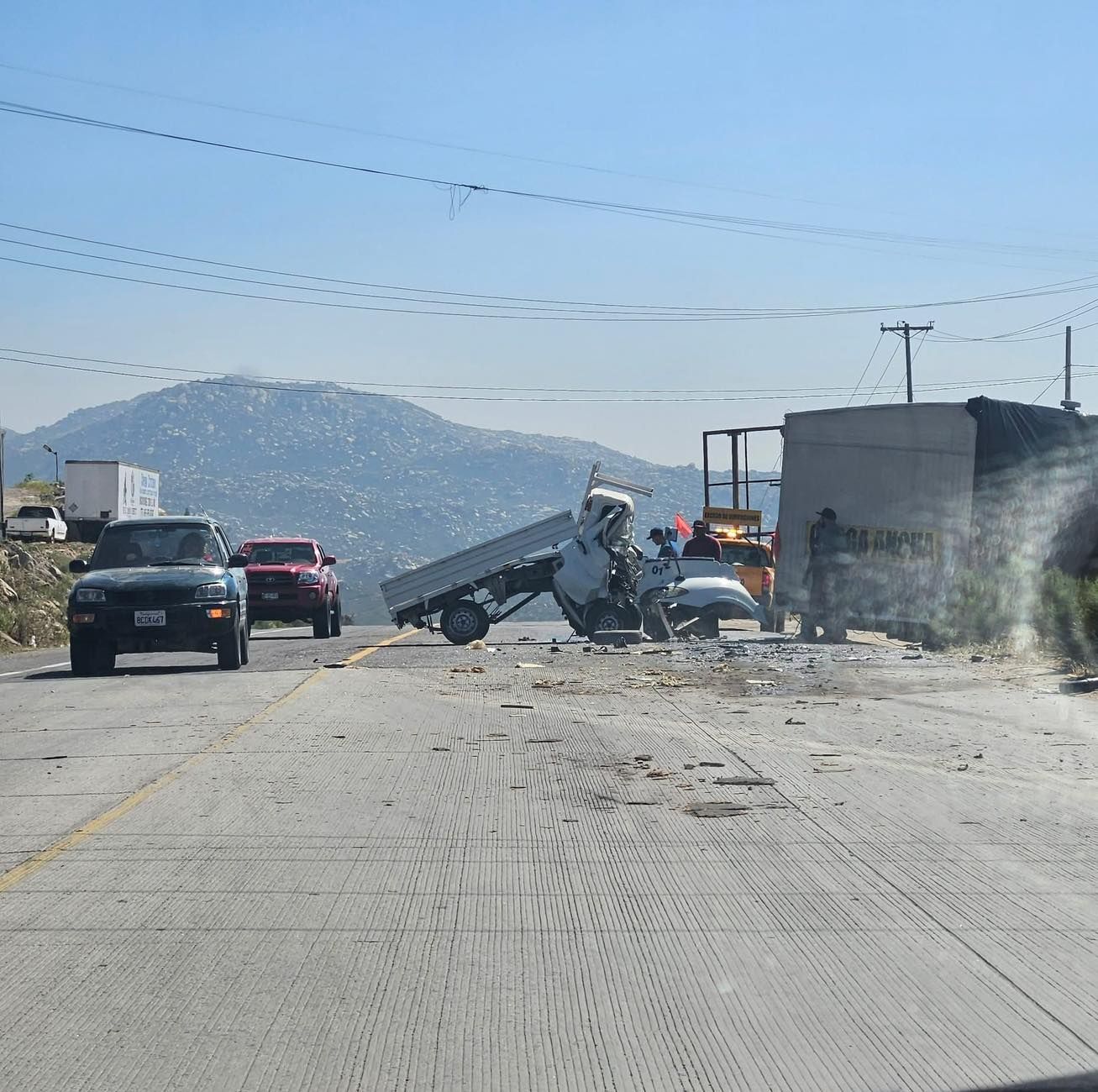 ACCIDENTE FATAL EN LA CARRETERA TECATE – ENSENADA DEJA A UNA PERSONA SIN VIDA