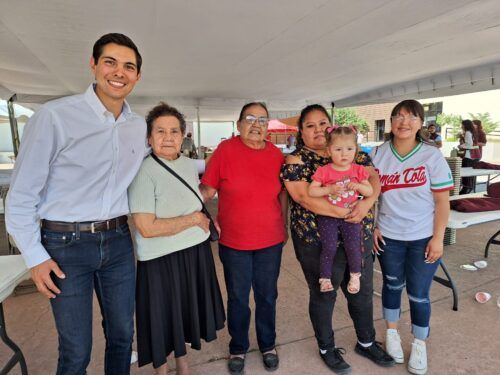 CELEBRAN ROMAN COTA Y GOBIERNO DE BC A MIL 200 MADRES DE FAMILIA EN TECATE