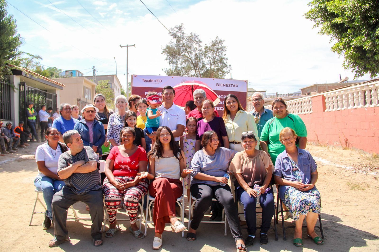ARRANCA GOBIERNO DE TECATE OBRA DE PAVIMENTACIÓN EN LAS TORRES