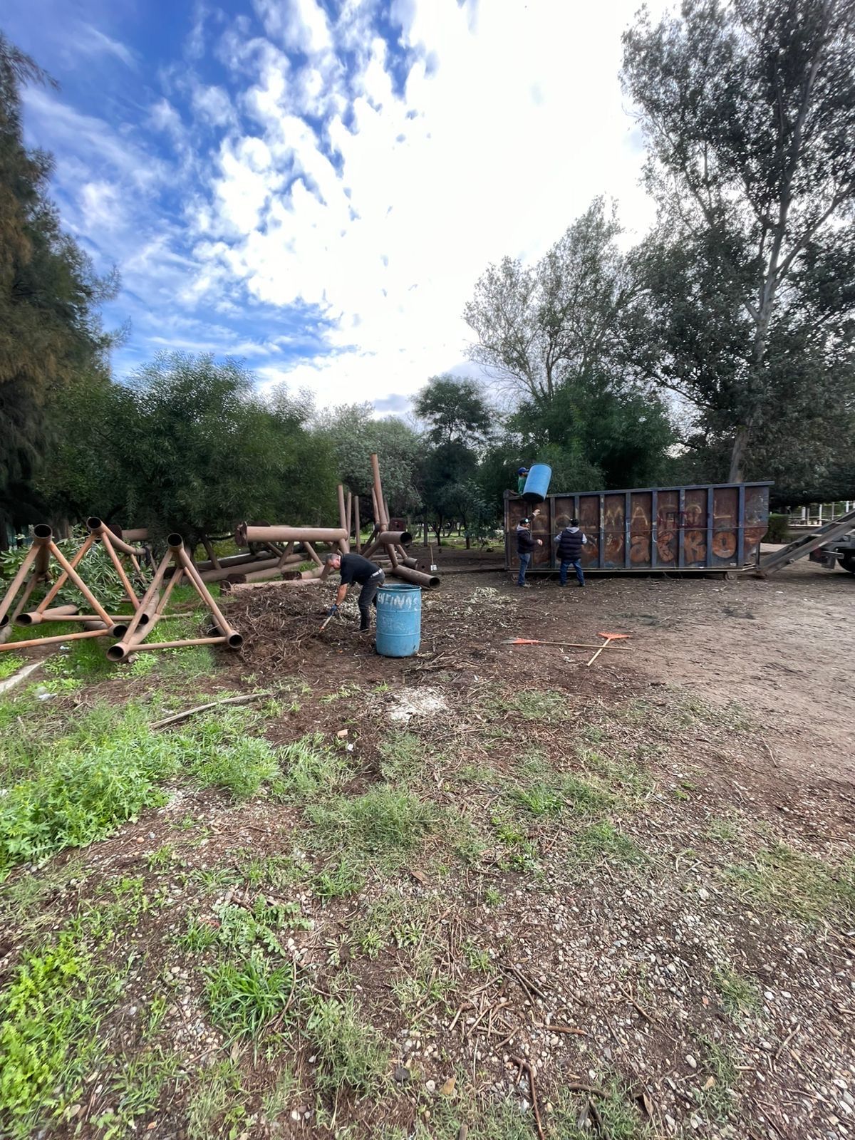GOBIERNO DE TECATE REFUERZA LABORES DE MANTENIMIENTO EN PARQUE LOS ENCINOS