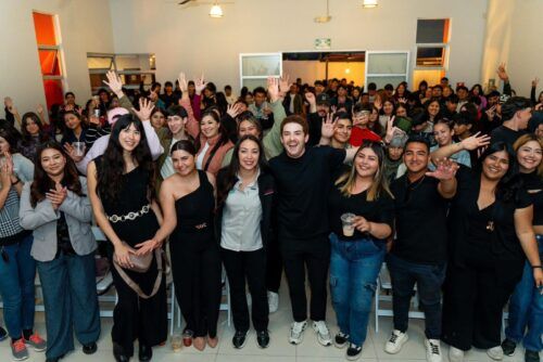 JULIETA RAMÍREZ ESCUCHA LAS INQUIETUDES DE LAS JUVENTUDES EN ENSENADA
