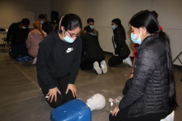 RECIBEN CURSO DE REANIMACIÓN CARDIO PULMONAR PASANTES DE SERVICIO SOCIAL DE NUEVO INGRESO DE LA JURISDICCIÓN DE SALUD DE TIJUANA